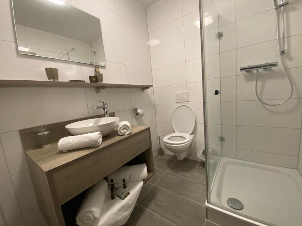 Ehringshausen Liebig Hotel מראה חיצוני תמונה